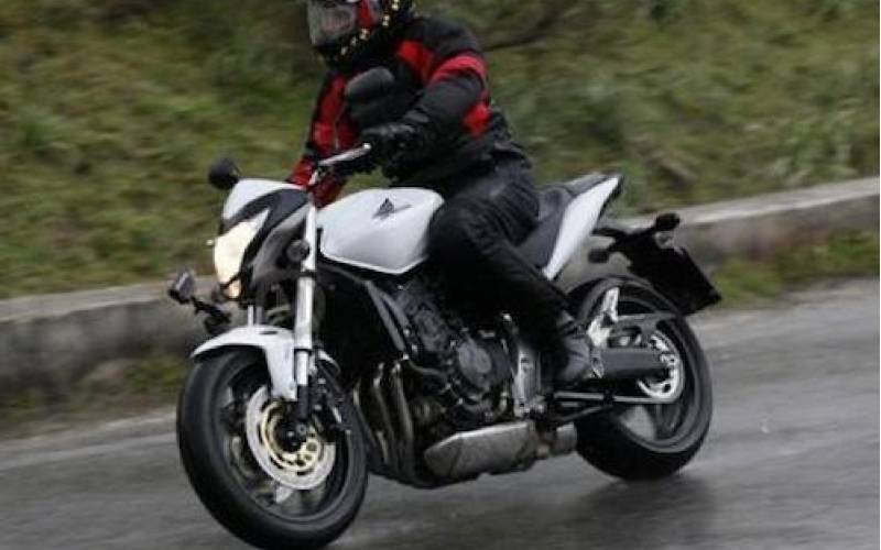 Test: Honda CBF600F Hornet – 2011