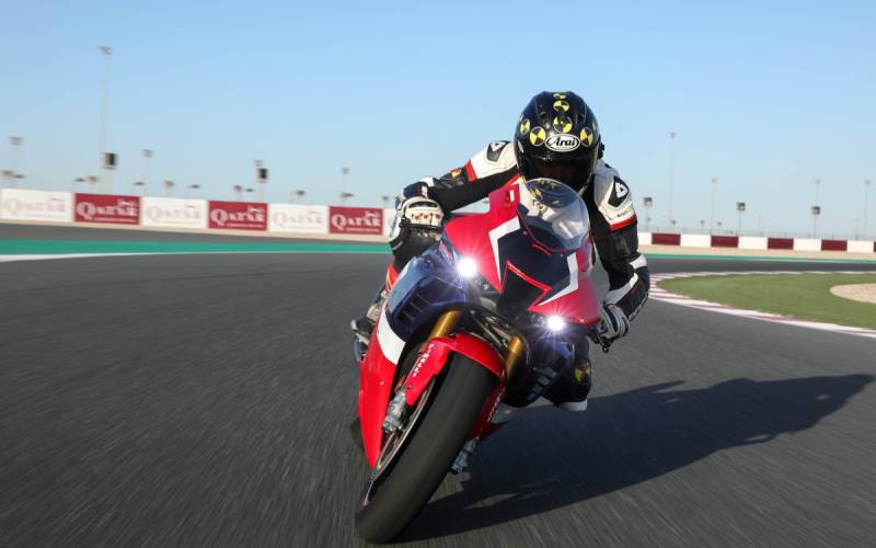 Test: 2020 Honda CBR1000RR-R SP Fireblade