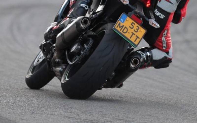 Test Bridgestone Battlax S20EVO Hypersport motorband