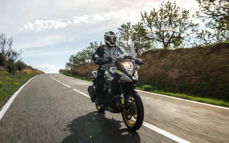 Test: 2017 Suzuki V-Strom 1000A/XTA