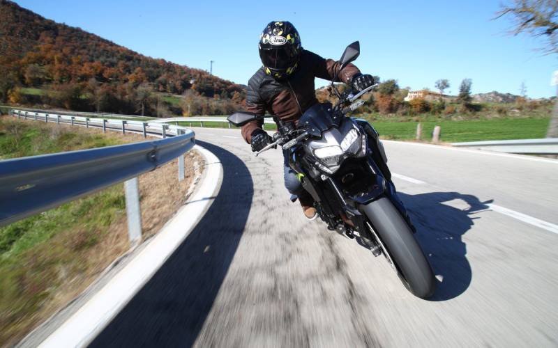 Test: 2020 Kawasaki Z900