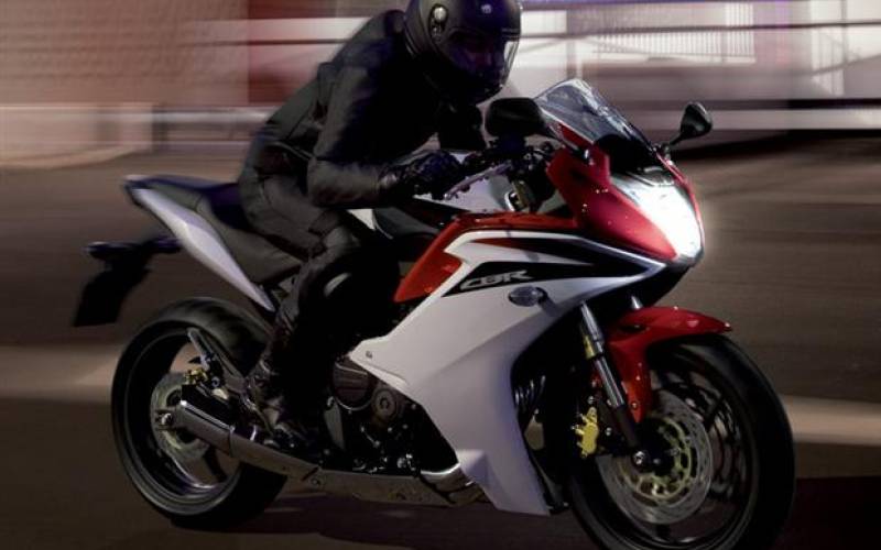 Test: Honda CBR600F – 2011