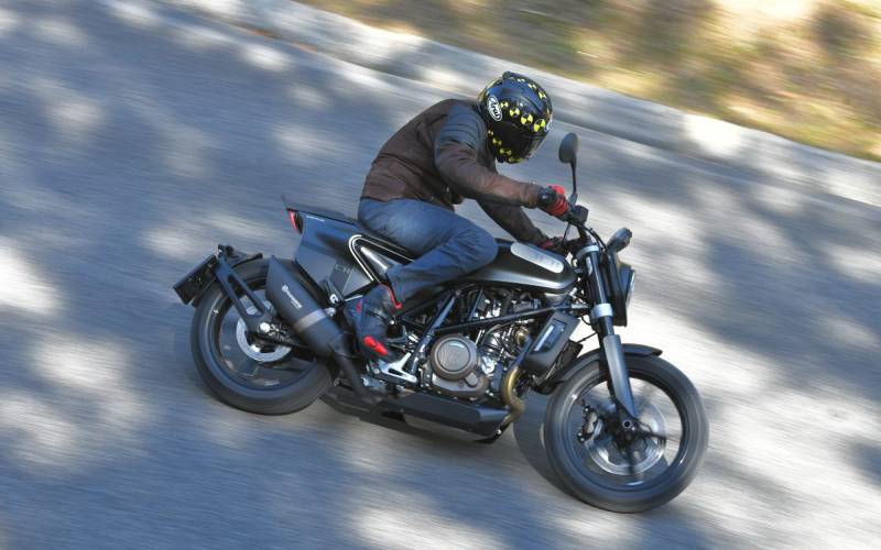 Test: 2019 Husqvarna Svartpilen 701