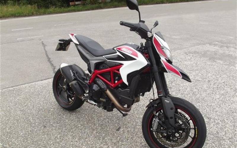 Test: 2013 Ducati Hypermotard SP