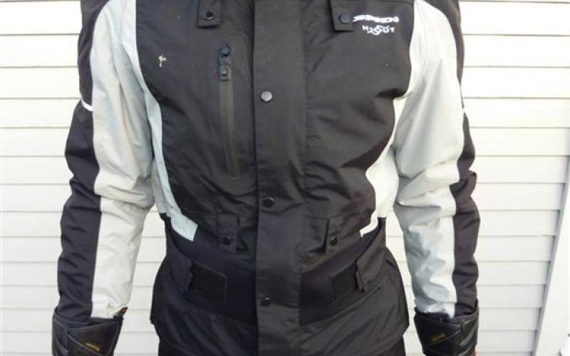 Gebruikerstst Spidi Netwin H2OUT motorjas en RPM motorbroek