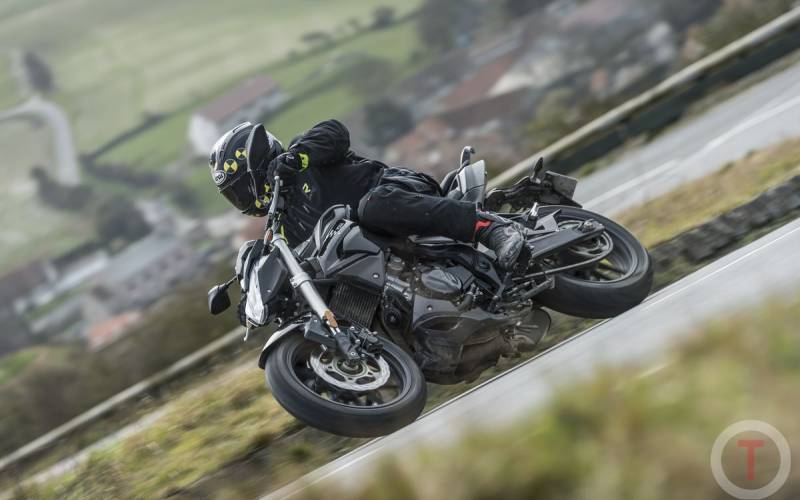 Test: 2020 Voge 500DS en Voge 500R