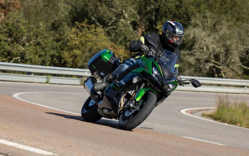 Test: 2025 Kawasaki Ninja 1100SX SE