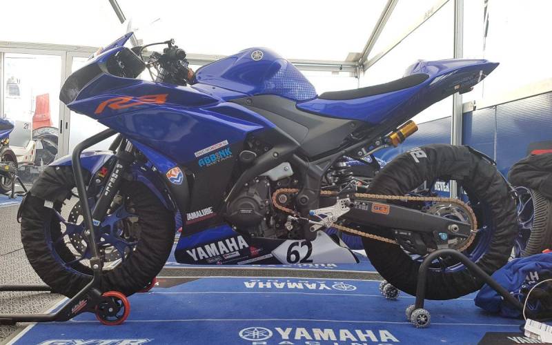 Test Yamaha YZF-R3 Cupracer