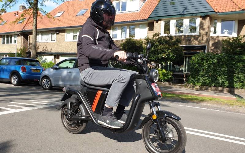 Test: Niu U elektrische scooter
