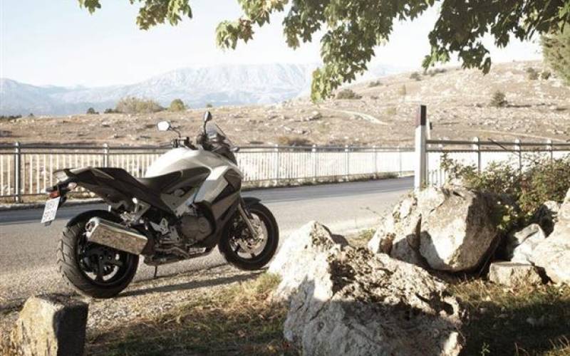 Test: Honda Crossrunner – 2011