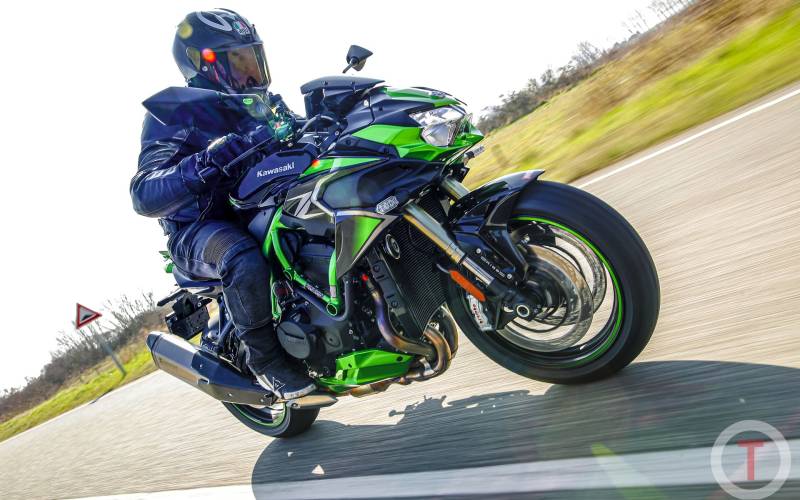Test: 2021 Kawasaki Z H2 SE